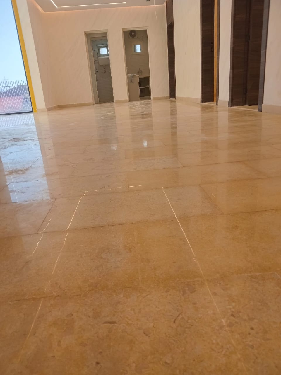 جلي وتلميع البلاط بالمدينة المنورة